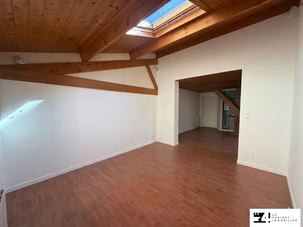 Appartement 2 pièces à CAZERES