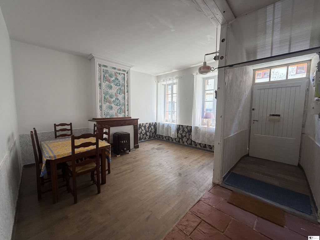 Maison de ville 9 pièces à MONTESQUIEU VOLVESTRE