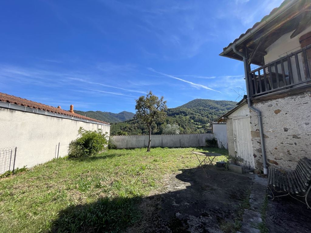 Maison de village 6 pièces à SENGOUAGNET