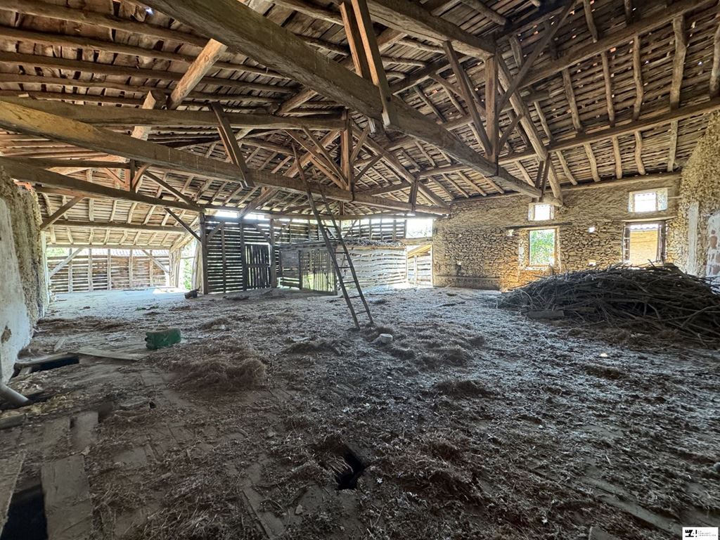 Maison ancienne 4 pièces à STE CROIX VOLVESTRE