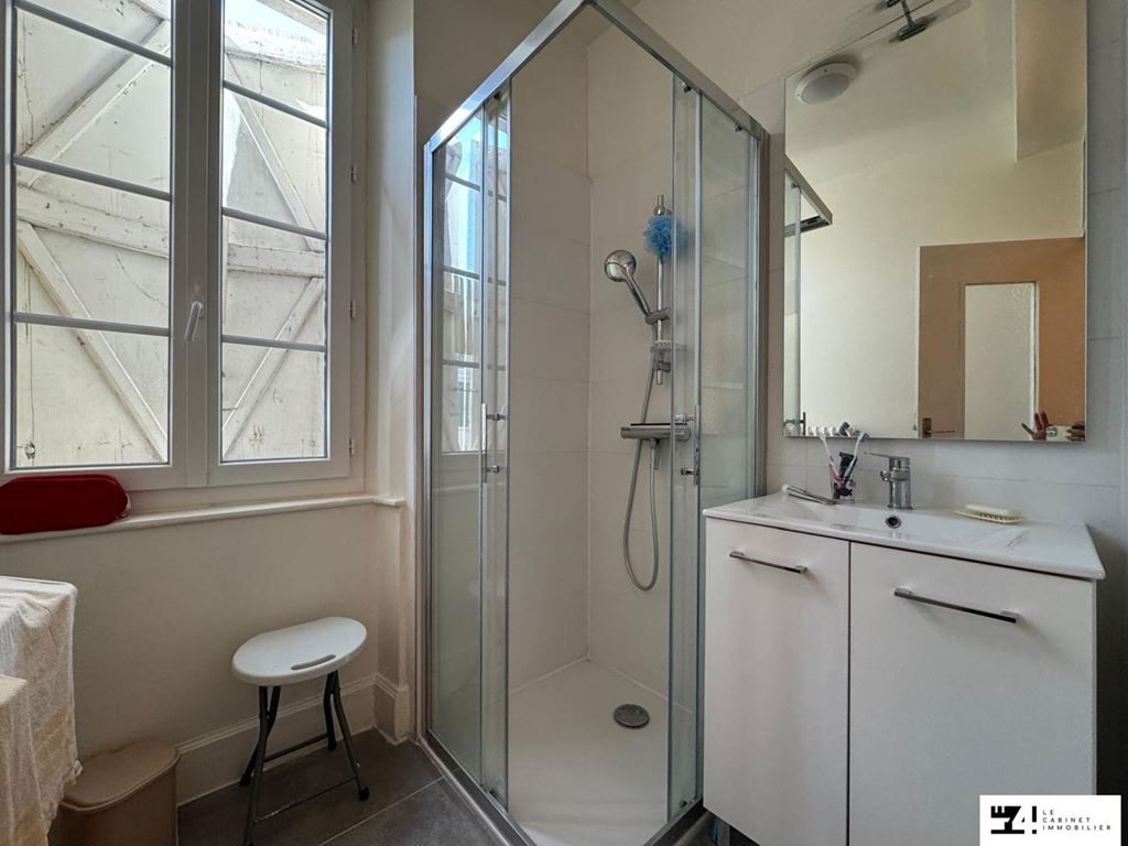 Maison 8 pièces à CAZERES